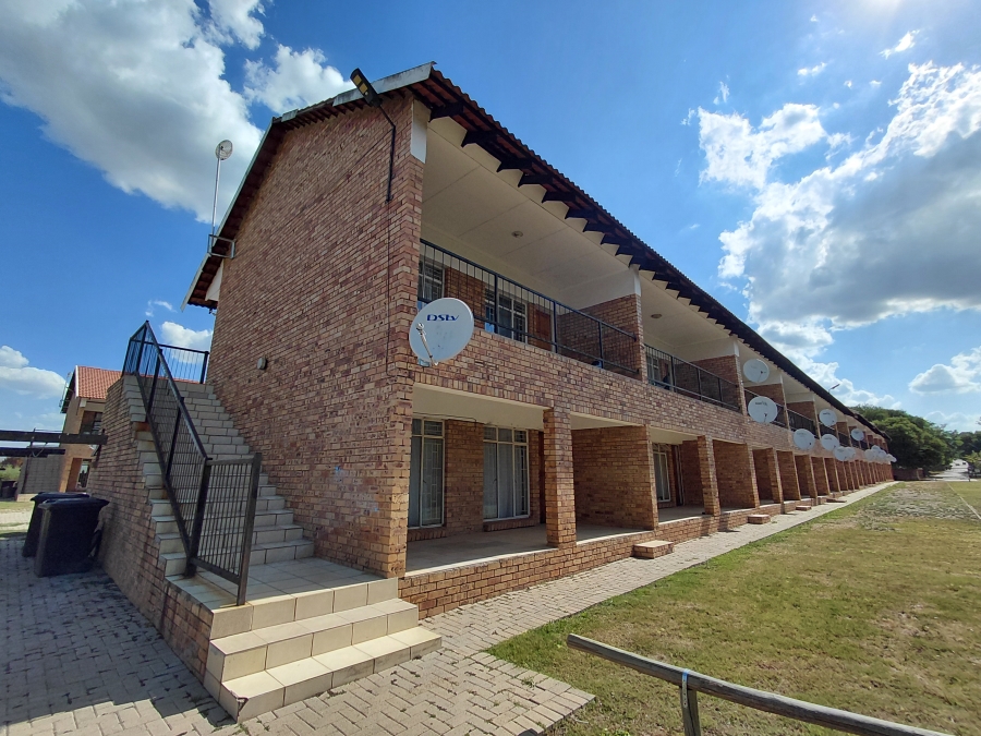 To Let 1 Bedroom Property for Rent in Oudorp North West